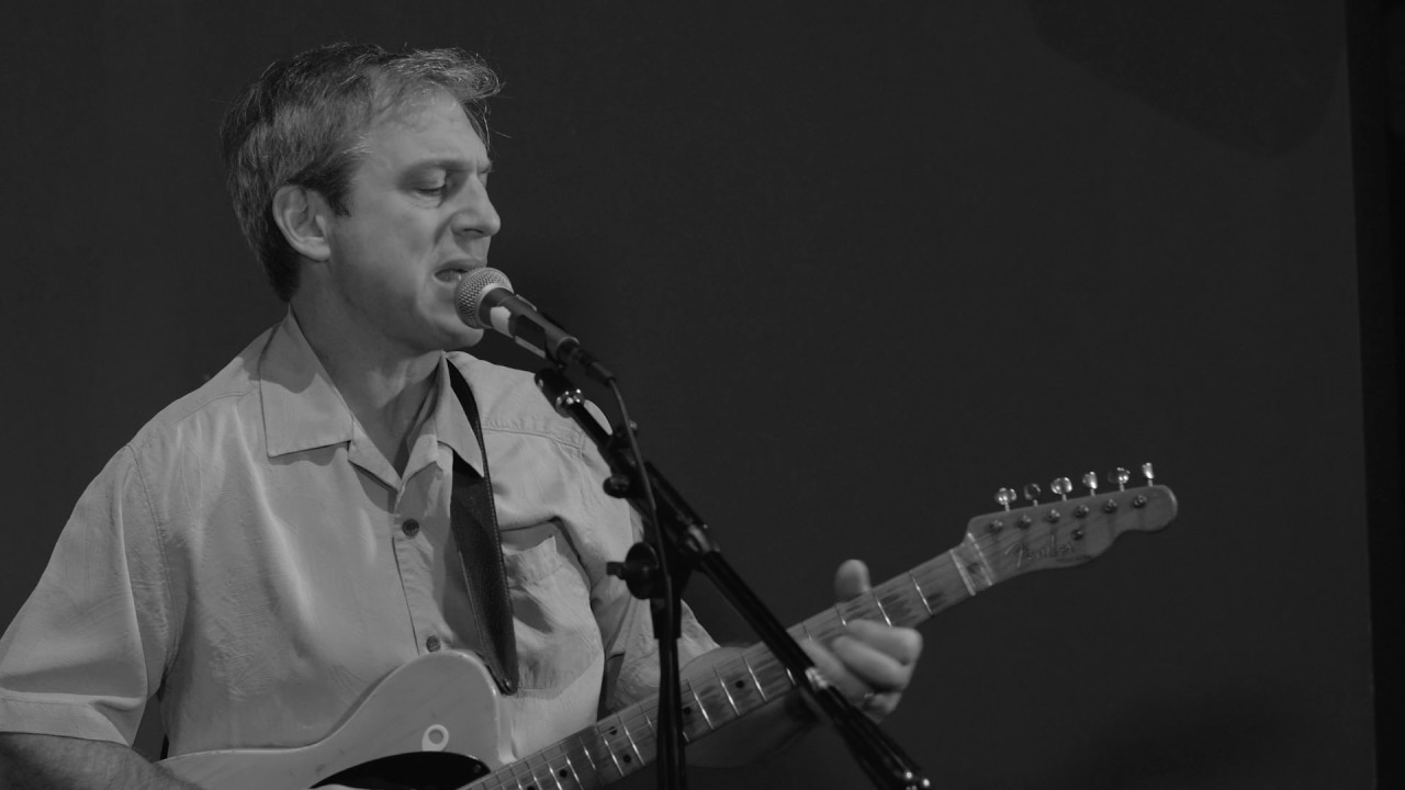 The Renovators - Whos To Blame -Live @ BLUE