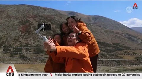 China Golden week holiday sees Chinese tourists venturing further, making more stops