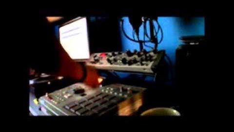 Akai MPC 2000xl - Experimentation E-Mu Proteus 2000