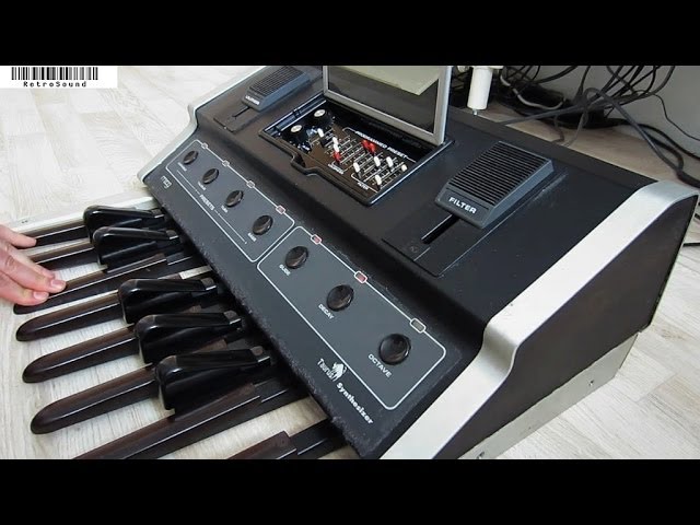 moog Taurus Synthesizer（モーグ タウラスI） Moog Taurus I Pedals Analog Synthesizer Synth Vintage Rare