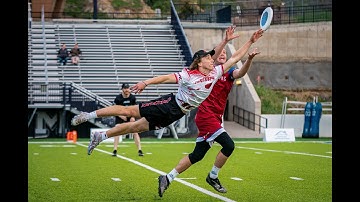 Shoulder-high layout block from rookie Lukas Ambrose