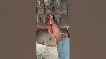 JCB Valve Block Spool Remove
