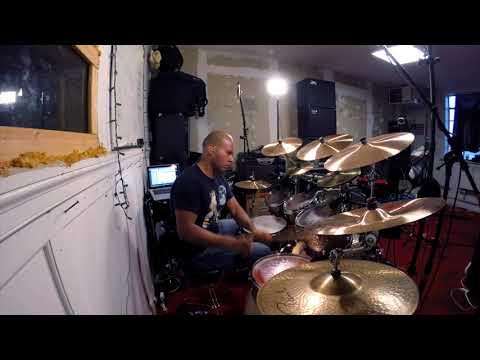 nicholas-barker-drumming-(alexander-p)