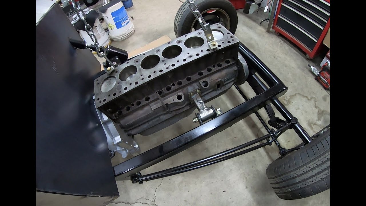 C cab #43 engine and head installed - YouTube