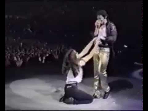 Crazy Fan (You Are Not Alone Michael Jackson) in Munich - YouTube
