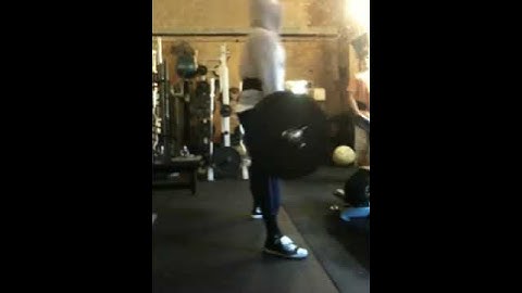 Sumo Deadlift 180 kg x 5