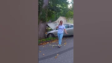 Karen Tries To Park A Car 