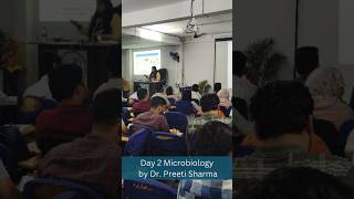 Microbiology By Dr. Preeti Sharma Mam at NLC #fmge #bestfmgeinstitute #fmgecoaching #fmgs #nlc