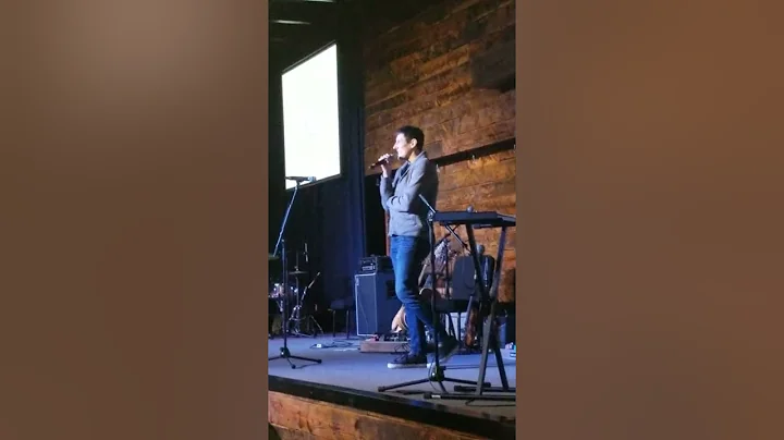 The Family room presents - Zach Crump