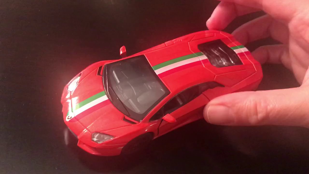 Reviewing Kinsmart Toy Cars - YouTube