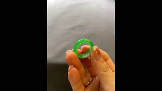 The small ring size and full green band give it a low-key yet elegant look on the young lady#jewelry