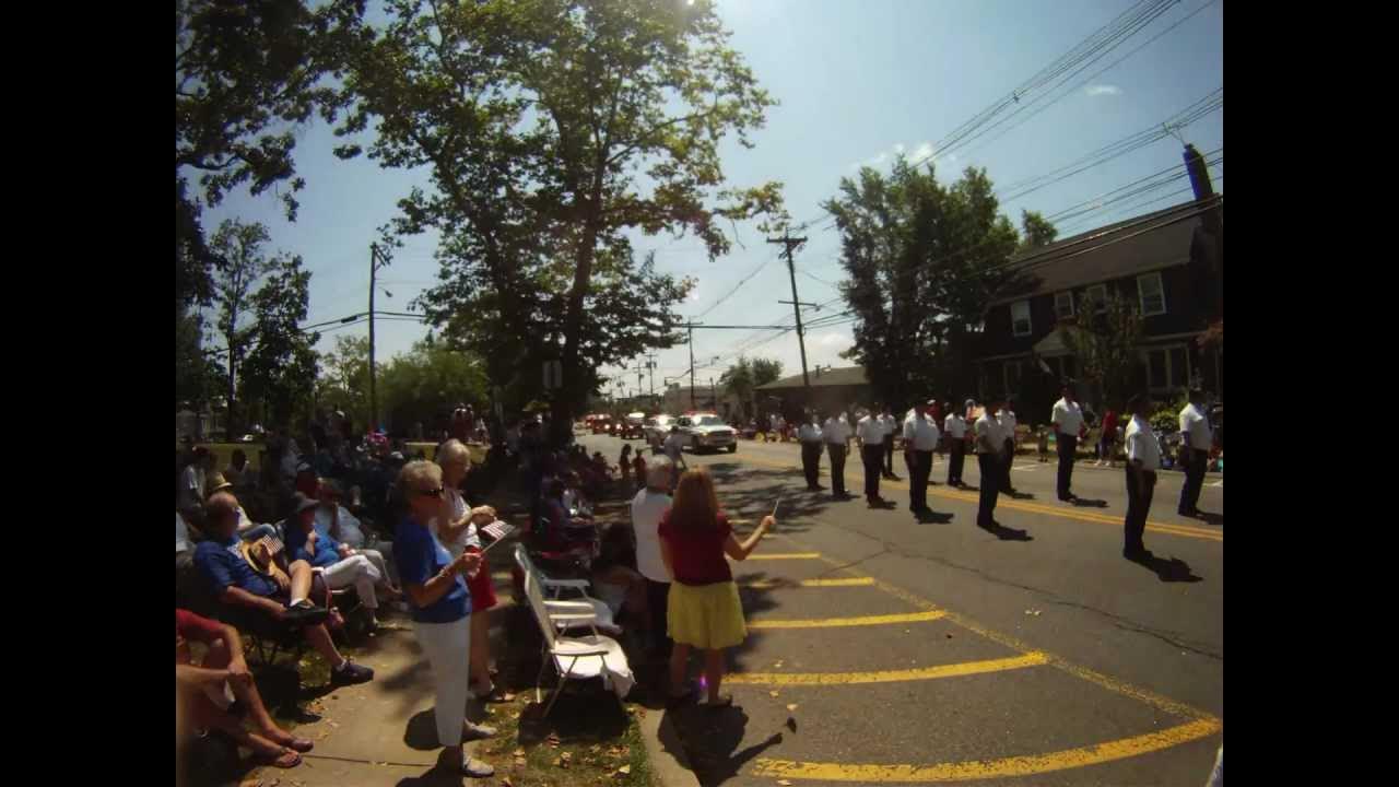 Chatham, NJ, Celebrates 4th of July with a Parade down Main Street