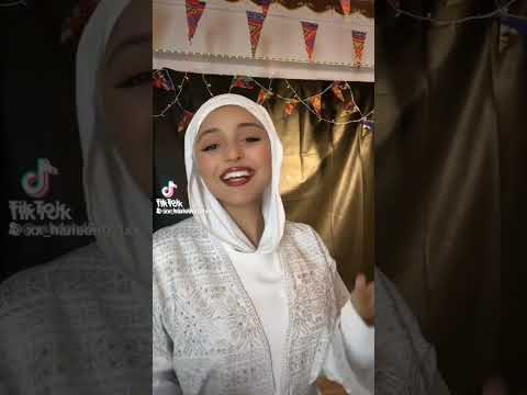 حنين الصغنن بالحجاب