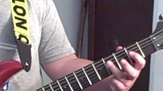 How to play pork and beans intro on guitar