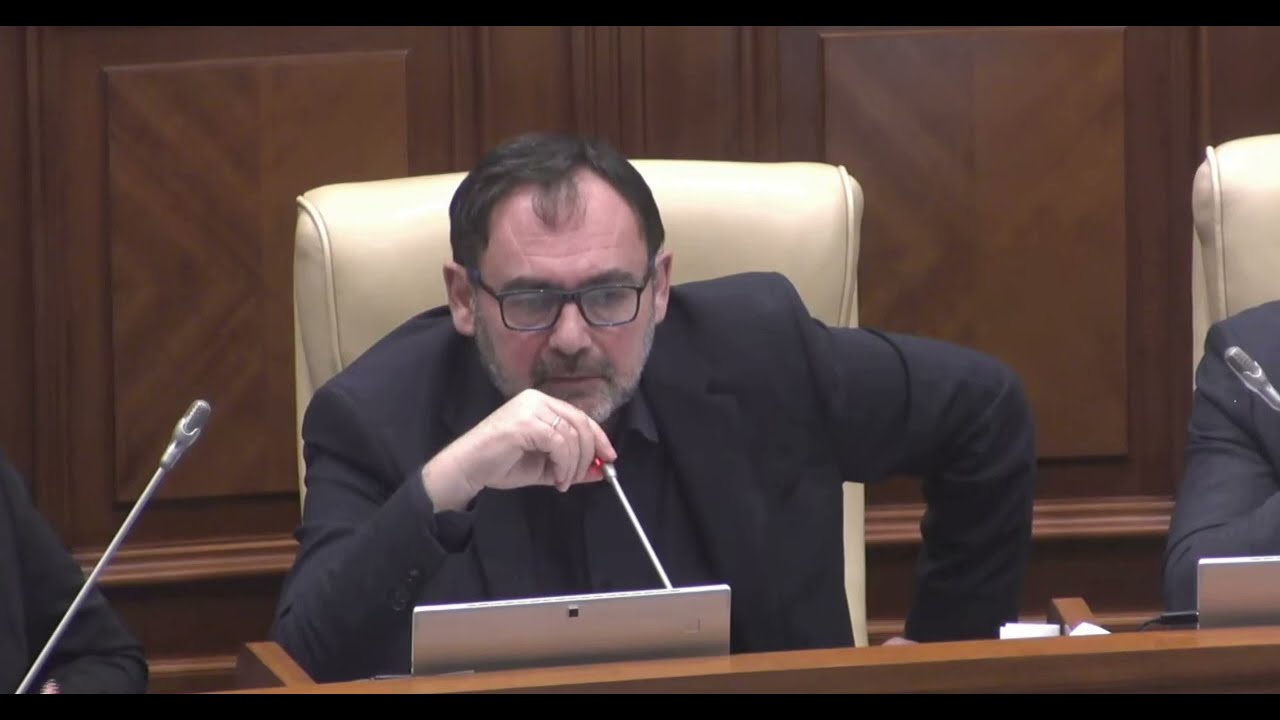 PAS выводит активы порта Джурджелешты из-под надзора парламента. Марк Ткачук задаёт вопросы министру