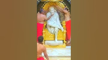 श्री साईबाबा मंगल स्नान🌹#saibaba #jayshrishirdisai #shirdi #shorts #short #omsairam #shirdisaibaba