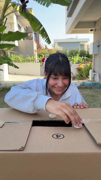 What’s in the box ? 😱📦