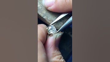 How to Create a Custom Classic Four-Prong Diamond Ring with Lab Diamonds