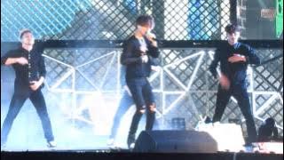 150321 SMTOWN @ Taiwan竹北體育館~  Taemin (ft. KAI (EXO) ) - Pretty Boy