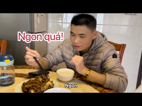 Video Dâu Việt nhớ nhà thì làm gì? Cơm trưa với cá kho riềng... - youtube