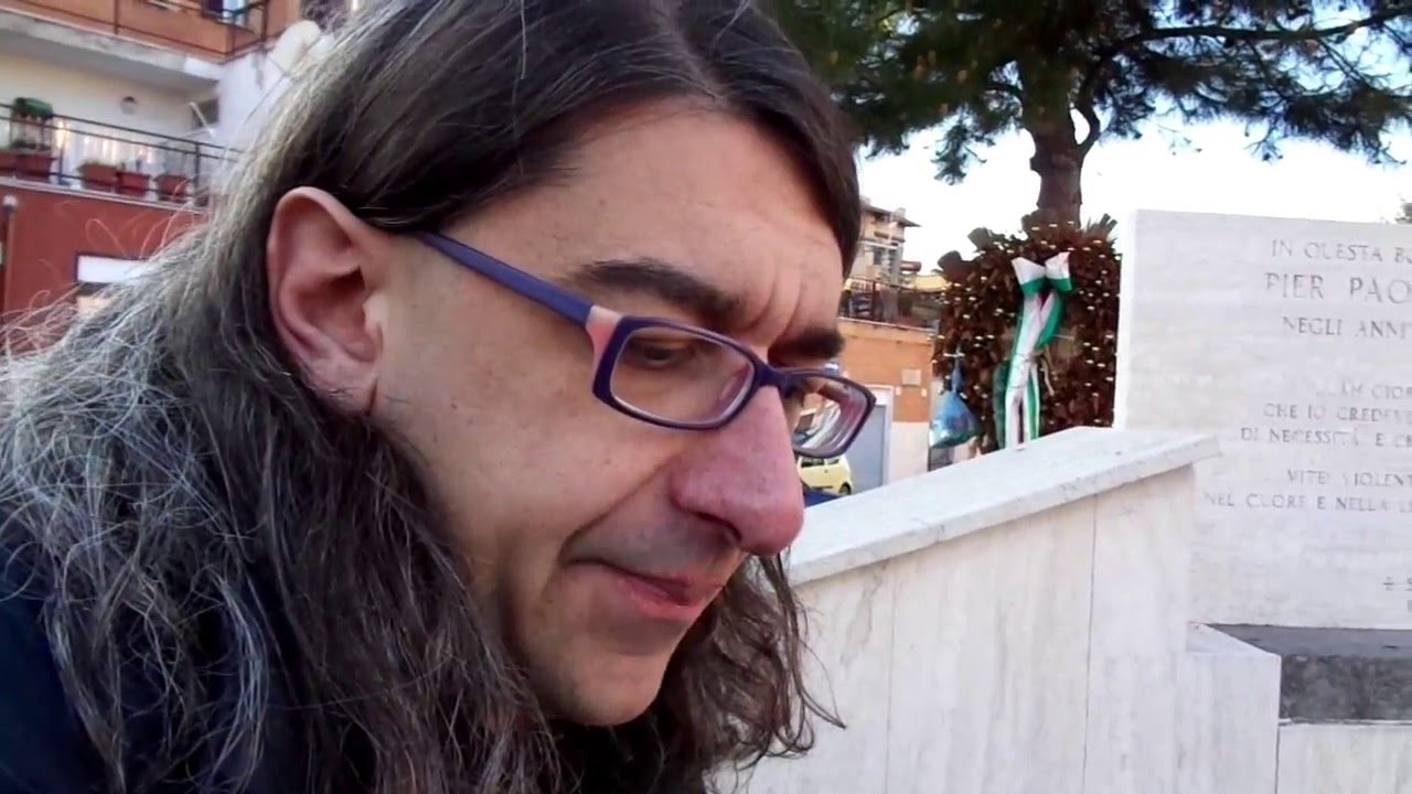 Sulla Lapide di Pier Paolo Pasolini Gabriele Paolini Presenta Biografia