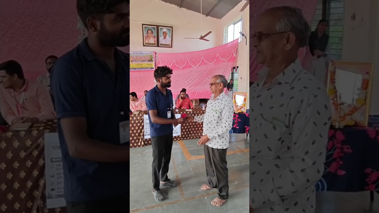 Krushi medawa, Bhalod. Organized by Krushidut Bhalod and Krushikanya Faizpur (RAWE student)