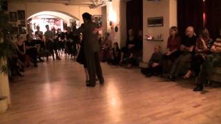 Diego Amado Y Helga Seyb - Dejame Amarte Aunque Sea Un Dia