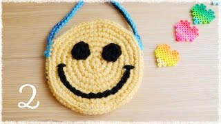 スマイル・ポシェット（２）【かぎ編み】目と口／周りを巻きかがり　smiley face mini shoulder bag