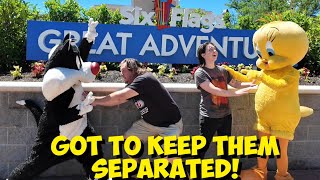 IS THIS THE WORST DAY TO VISIT SIX FLAGS - THE KREW SEE THE SNIFFERS