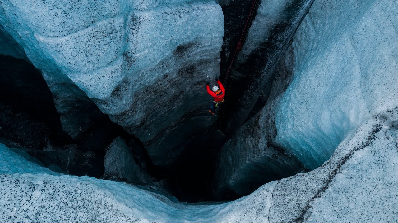 ON DESCEND DANS UNE CREVASSE ! ( + 2 Activités extrêmes d'Islande !)