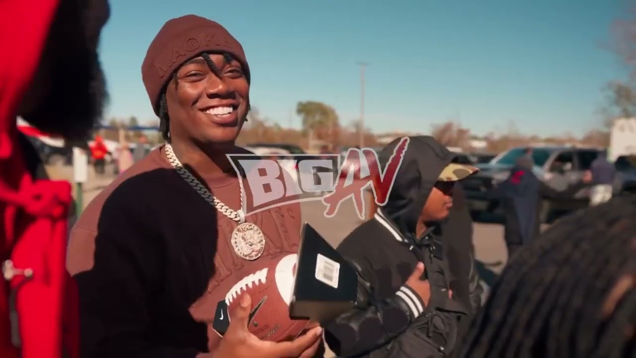 Youngboy & OGthree + Fredo Bang Throw a Christmas Event together ‼️ (🎥 @shotbybigav)