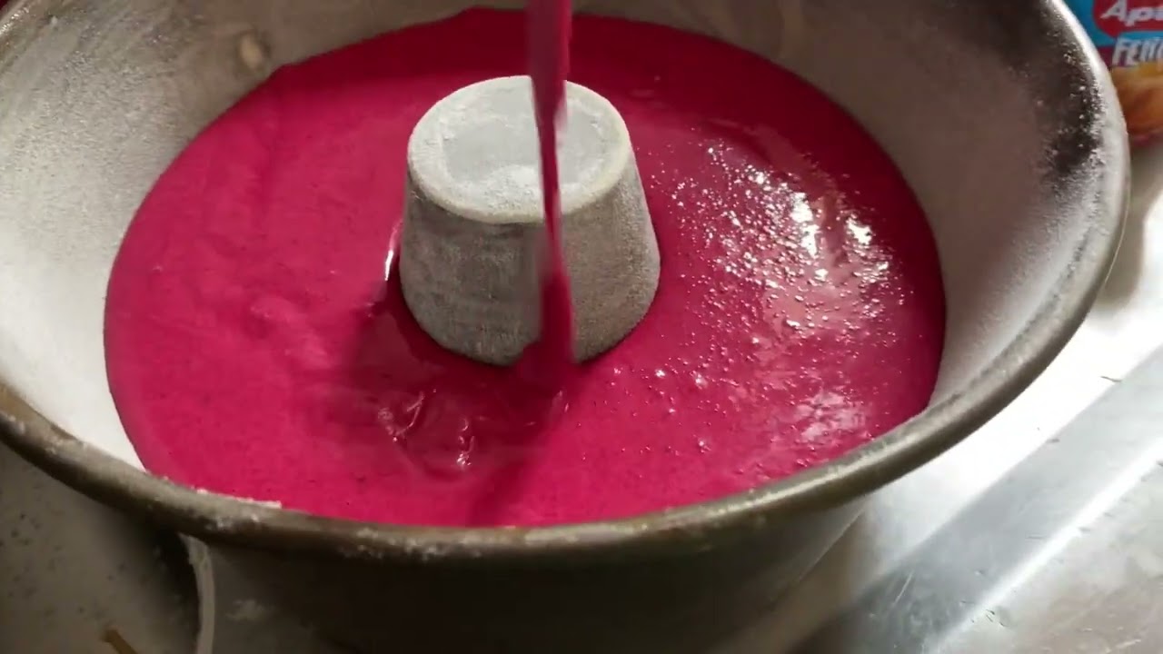 Bolo de beterraba no liquidificador