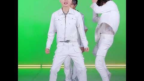 [NCT127 재현] 아무도 신경 안 쓰는 게 개웃김
