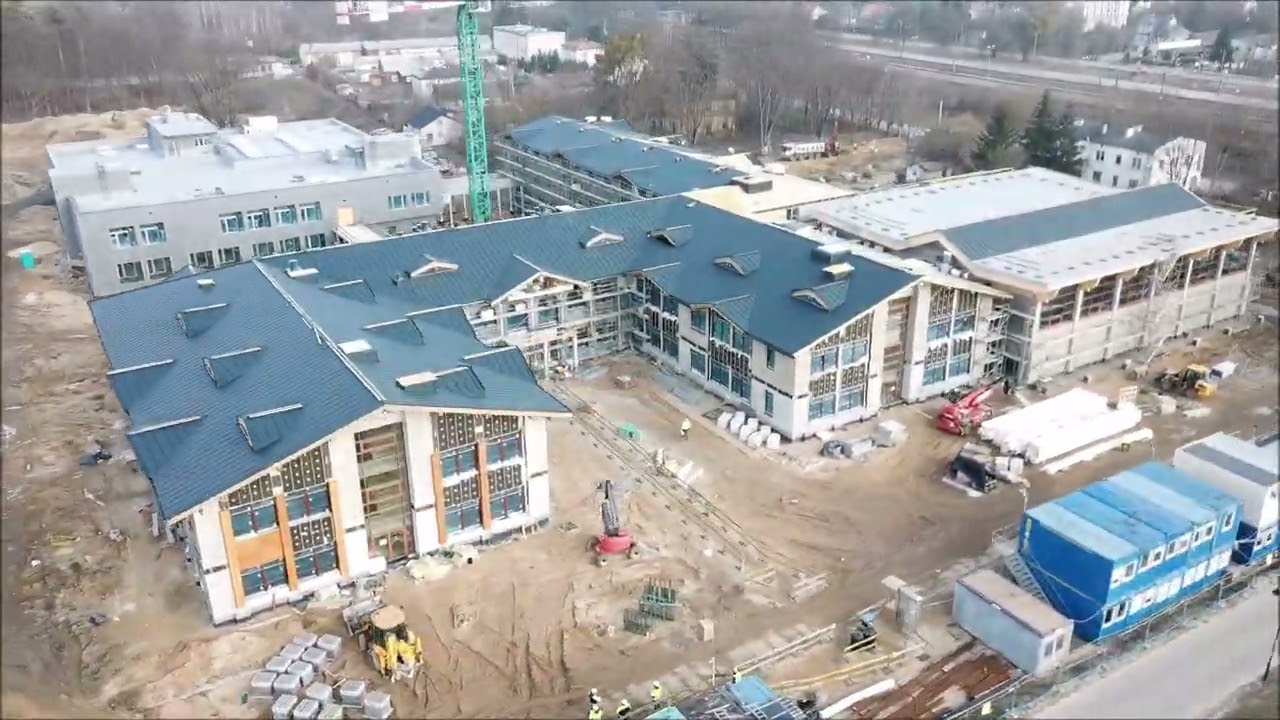 Nowa szkoła drzewna  - początek -  marzec 2023