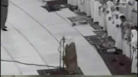 الشيخ ماهر المعيقلي صلاة المغرب 4\1\2009 تلاوة رااائعة