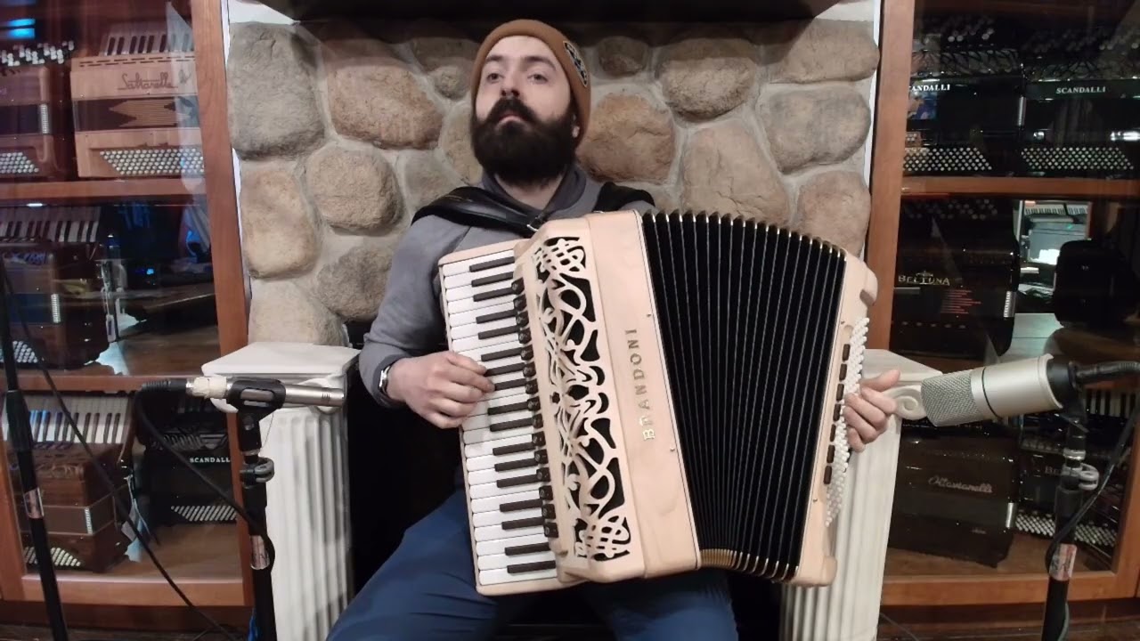 NEW Maple Brandoni 148W Liberty Piano Accordion LMMH 41 120 $13799