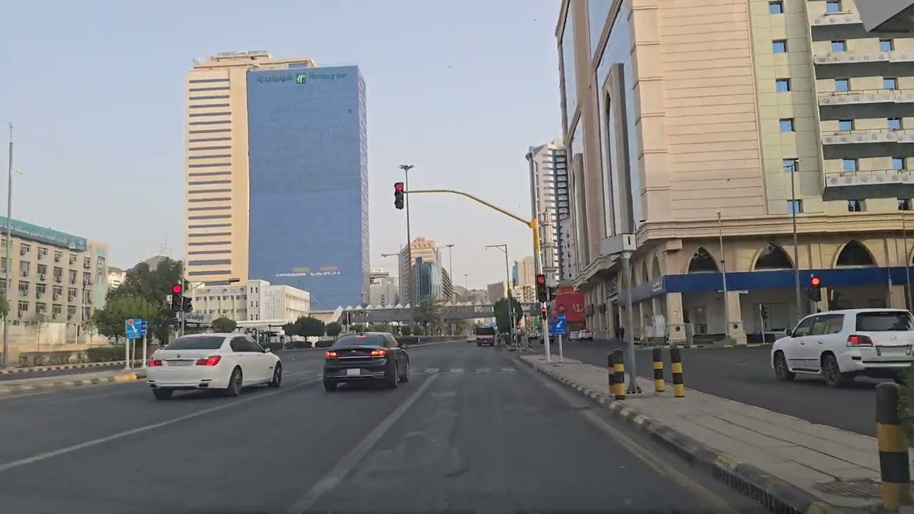 جولة في حي العزيزية مكة المكرمة