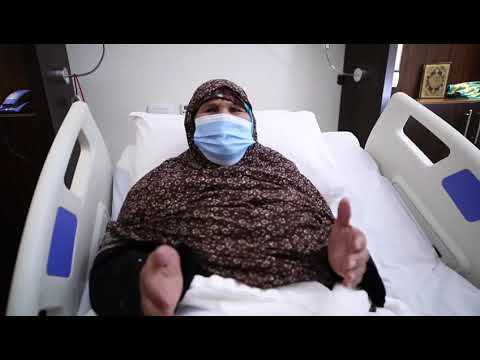 شاهد بالفيديو .. رسالة هامة للسيسى من السيدة المسنة بعد نقلها للمستشفى