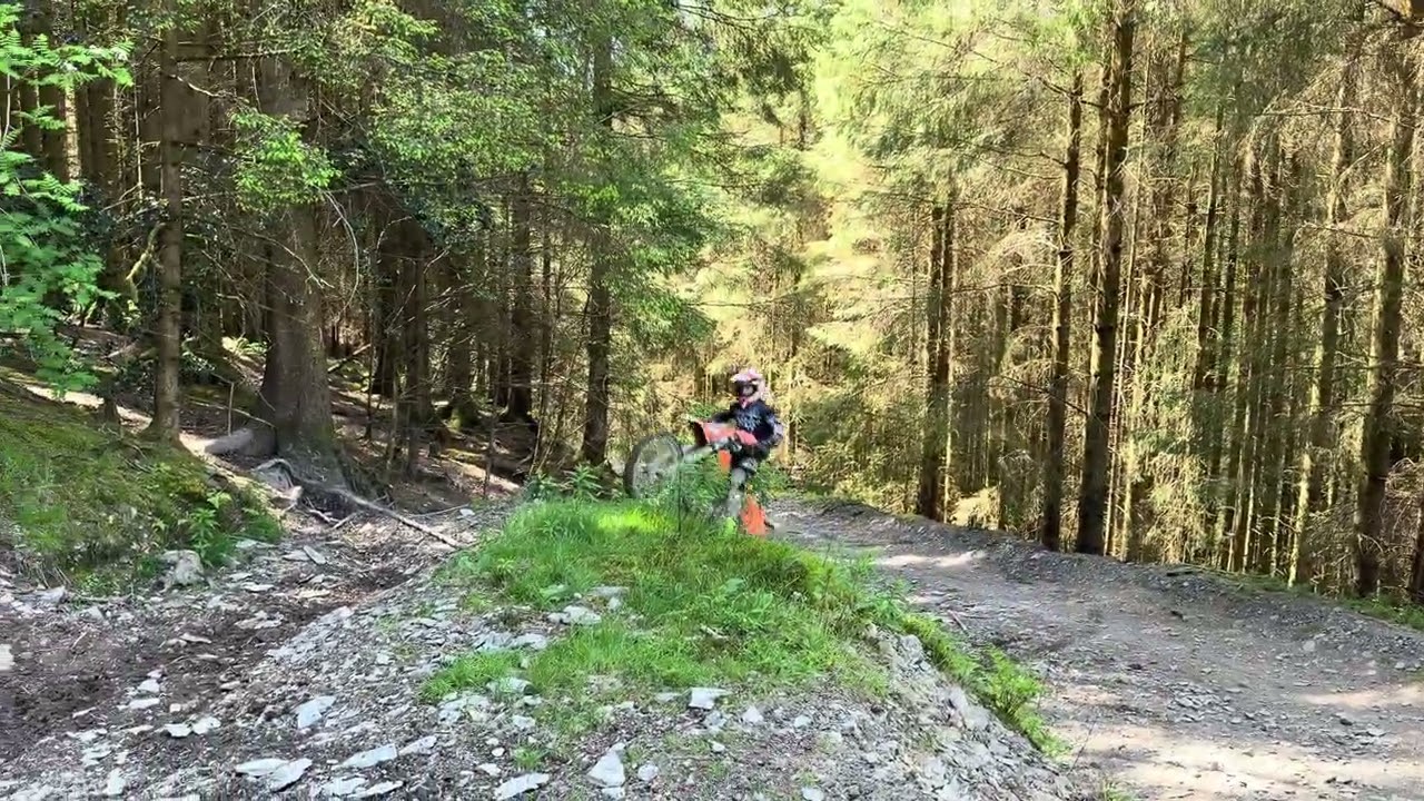 Git up mush #enduro #jump #ktm 