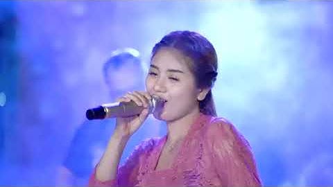 bali tersenyum - indah permata gemoy