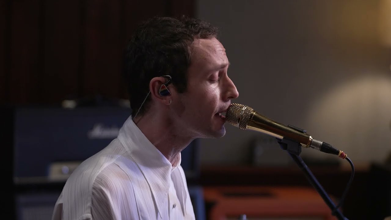 WRABEL - flickers ( live acoustic version )
