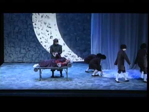 Carlo Torriani sings: "Vado, vado, volo, volo" from Haydn's IL MONDO DELLA LUNA Cesena 2009