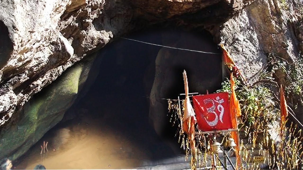 इस रहस्यमयी गुफा में शिव के दर्शन कर कोई जीवित नहीं लौटता-Shiv khori cave mysterious facts