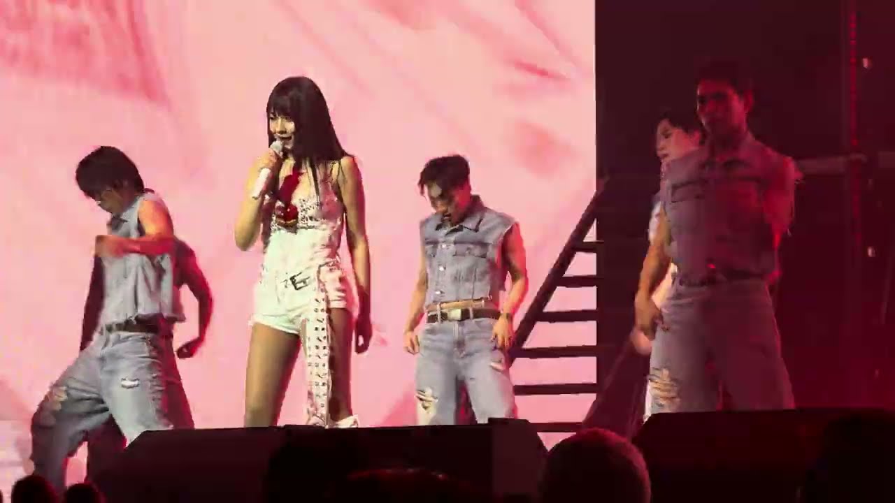 BIBI ‘KAZINO’ 1st world tour [EVE] live in Boston 비비 250607 4K