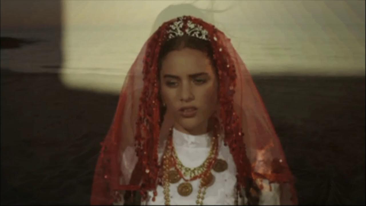 Маленькая невеста захра. Маленькая невеста мелек. Чагла шимшек турецкая актриса. Невеста турецкий 14. Маленькая невеста зехра.