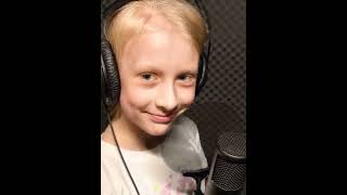 Download Lagu Najpiękniejsza w Klasie (cover) - Julia Szpiega i DJ TOMI -- Remix-- MP3