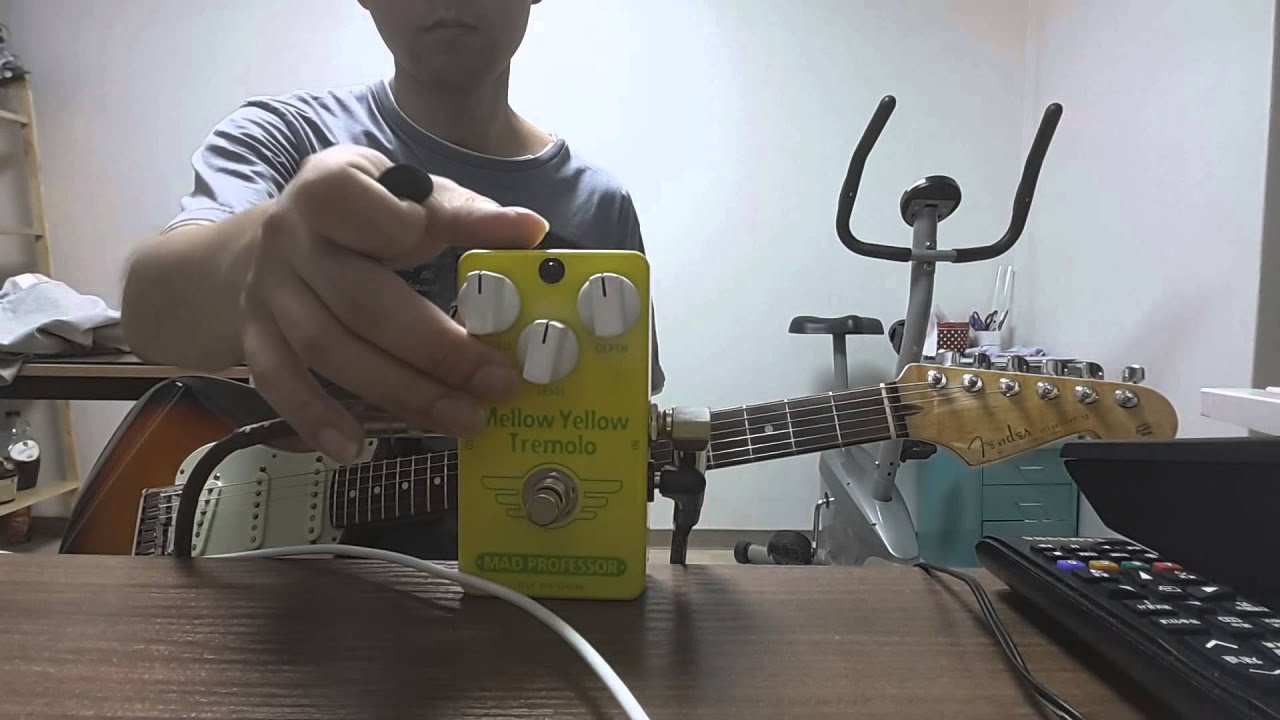 Mad professor - Mellow yellow tremolo demo