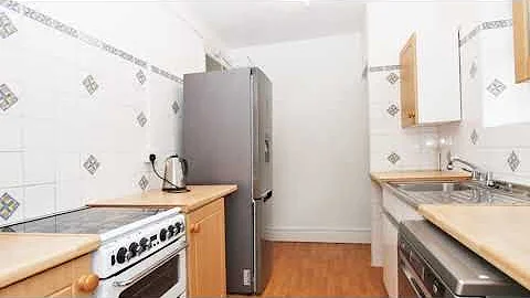 2 Bedroom Maisonette - William Barefoot Drive - SE9