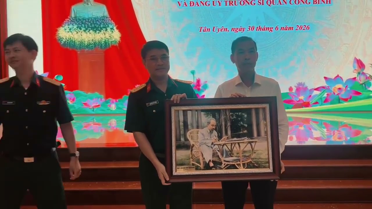Thắt chặt tình quân dân tại phường Tân Uyên