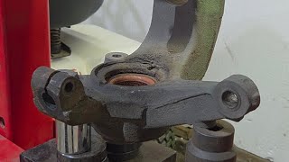 How to replace hub wheel bearing on a 06 mazda 3